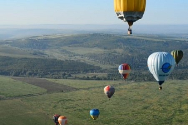 Imagini spectaculoase deasupra Chisinaului! Vezi show-ul grandios al baloanelor cu aer cald Imagini spectaculoase deasupra Chisinaului! Vezi show-ul grandios al baloanelor cu aer cald