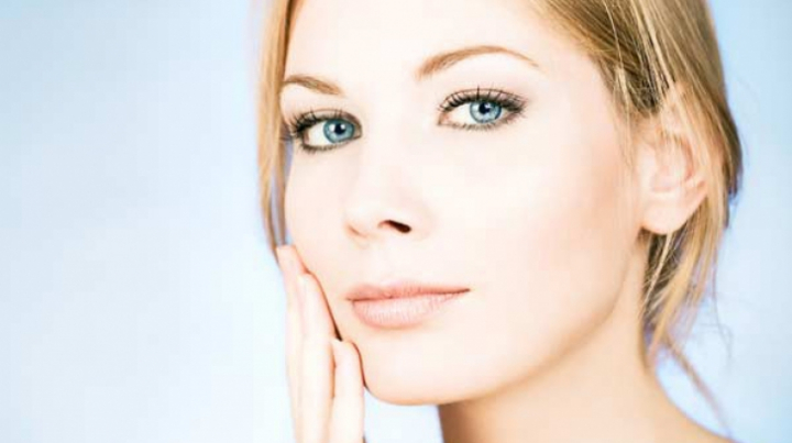 Vrei un ten perfect? Descopera 8 alimente care iti curata pielea Vrei un ten perfect? Descopera 8 alimente care iti curata pielea