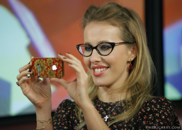 Pantofii, pasiunea Kseniei Sobchak: Care este ultima achizitie cu care se lauda - FOTO Pantofii, pasiunea Kseniei Sobchak: Care este ultima achizitie cu care se lauda - FOTO