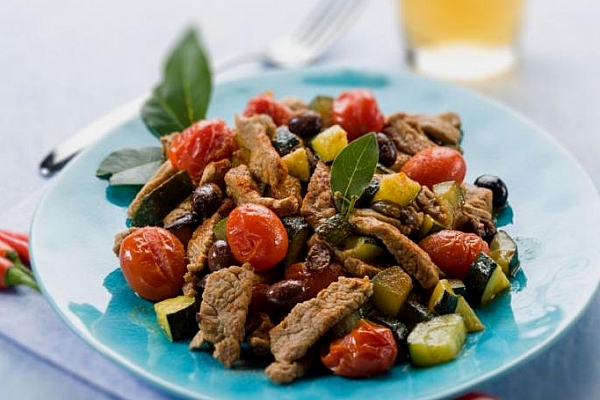 Vita cu legume Vita cu legume
