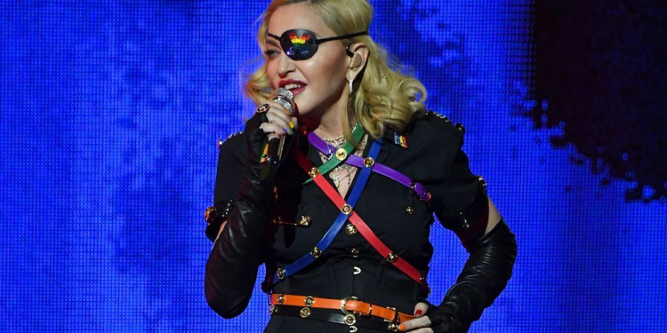 Madonna A Fost Amendata De Guvernul Rus Cu 1 Milion De Dolari Cum A