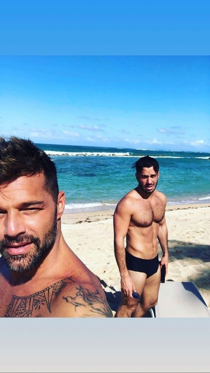 Ricky Martin, despre momentul cand a fost fortat sa recunoasca ca e gay:  „M-am simtit violat”