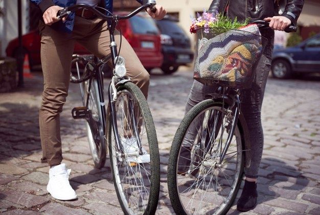 Cum să slăbești în timp ce mergi cu bicicleta?