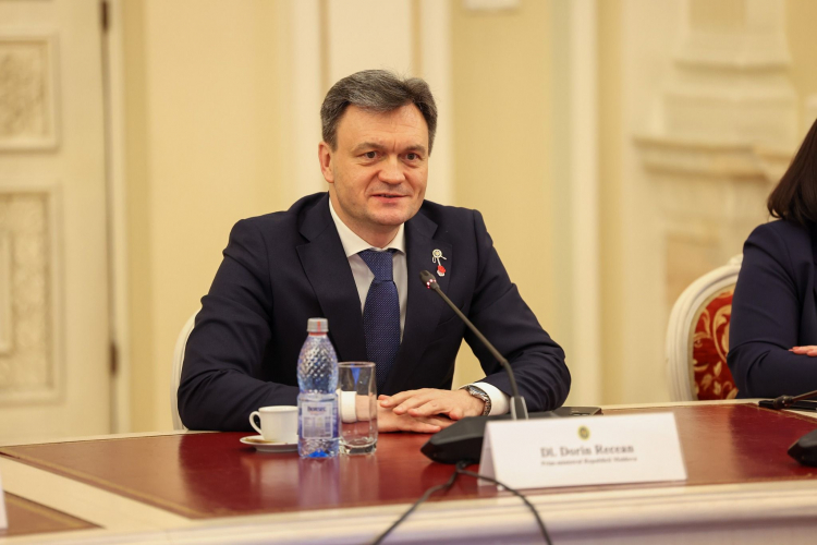 Dorin Recean sa vazut cu presedinta interimara a Senatului Romaniei