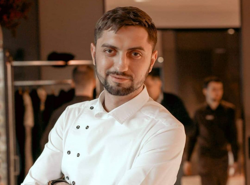 Bucatarul Roman Batin impresioneaza cu un deliciu din dovleac! Vezi cum arata desertul
