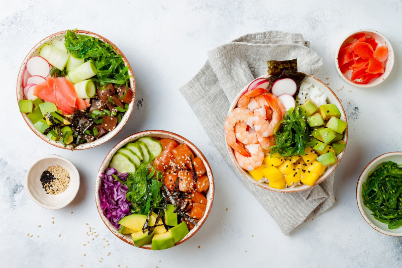 Poke bowl - trendul gastronomic din Hawaii! Afla de la antreprenorul Iulian Cojocaru cum se gateste acest deliciu culinar - VIDEO