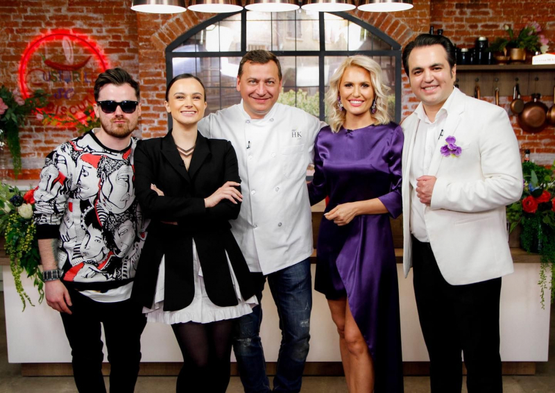 Battle intre solistii trupe X.O Band! Vezi ce au gatit Mila si Max: „Ai pus prea multa sare...” - VIDEO