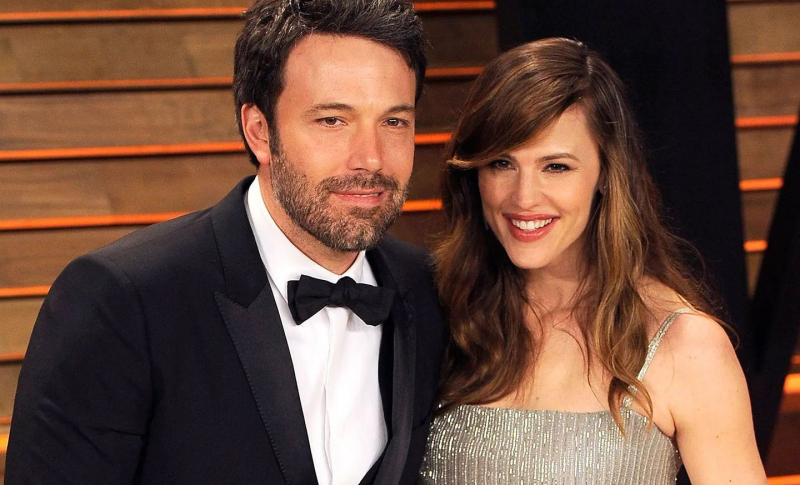 Ben Affleck ar fi dispus să renunțe la tot pentru fosta sa soție, Jennifer Garner. Un apropiat al celor doi face dezvăluiri surprinzătoare