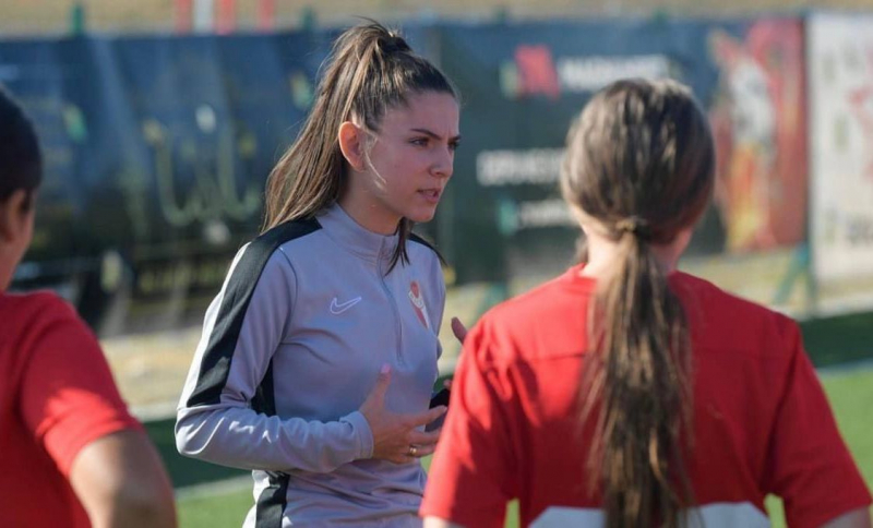 Deși a jucat în echipe de fotbal din Moldova, România și Armenia, de câțiva ani a ales să devină antrenoare. Povestea Anastasiei Japalău - FOTO