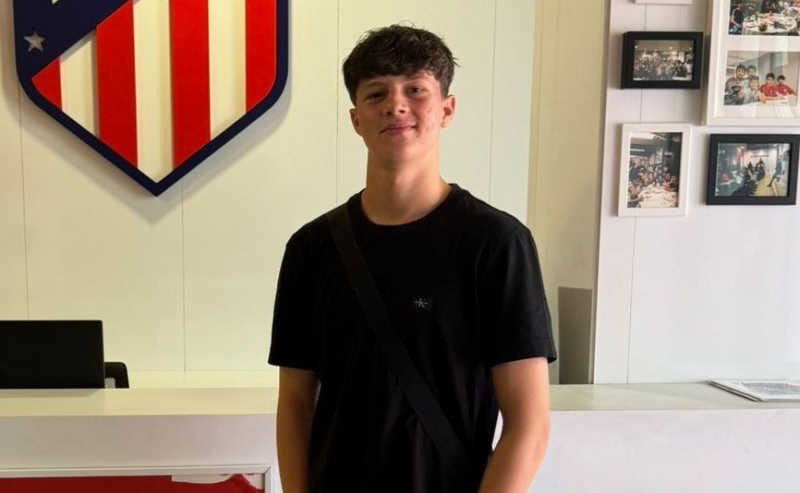 Performanță incredibilă pentru un tânăr portar de la noi! La doar 15 ani a semnat un contract cu Atlético Madrid - FOTO