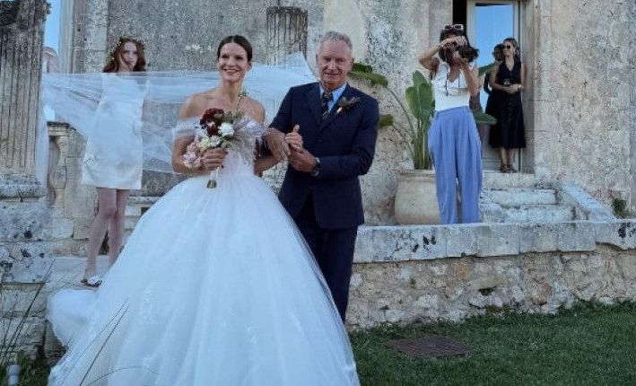 Nuntă ca-n filme pentru fiica lui Sting. Artistul și-a condus fata la altar, iar petrecerea a durat trei zile și s-a ținut în Sicilia - FOTO