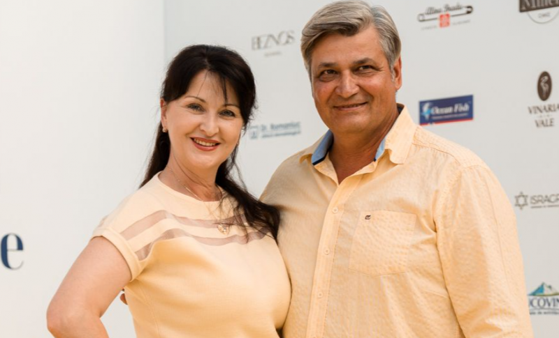 Sunt căsătoriți de peste 3 decenii! TOP cele mai longevive cupluri de la noi - FOTO