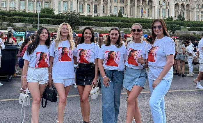 Jennifer Lopez a făcut furori la concertul de la București! Iulia Deliu, Corina Dascălu și Laurenția Coptileț au savurat concertul la maximum - FOTO/VIDEO