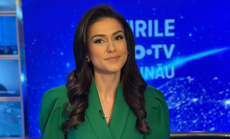 De la pupitrul știrilor - pe malul mării! Ce imagini a postat Valeria Capra din vacanță - FOTO/VIDEO