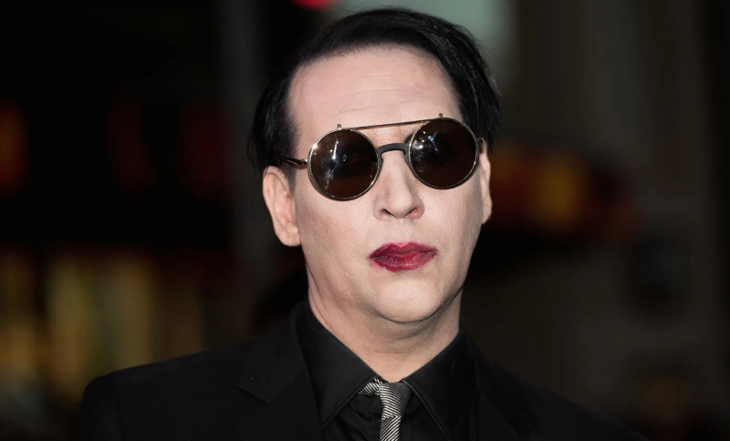 Marilyn Manson, apariție rară la funeraliile lui Ozzy Osbourne! Puțini știu cum arată rockerul în viața reală fără machiajul grotesc - FOTO