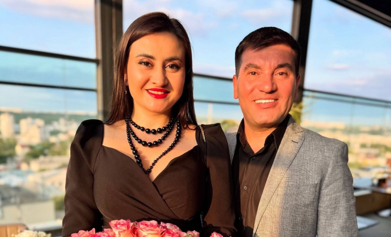 Imagini de arhivă și un mesaj emoționant. Corina Țepeș și Costi Burlacu, 18 ani de căsnicie: „Împreună e mereu mai frumos” - FOTO/VIDEO