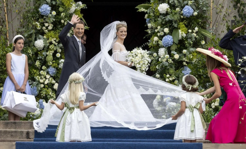 Mireasa regală a verii. Frumoasa nepoată a celui mai bogat prinț din Europa a avut parte de-o nuntă de vis - FOTO
