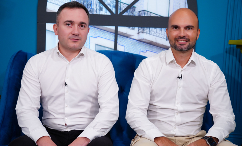 Ei sunt cei care au realizat primul avion construit integral în Republica Moldova. Cunoaște-i pe Sergiu Crețu și Oleg Burlacu - VIDEO