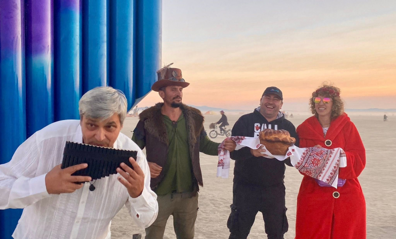 Experiență inedită pentru Constantin Moscovici! Maestrul a trăit timp de o săptămână în deșert pentru a participa la Festivalul Burning Man: „Doar biletul de intrare poate să coste de la 500 până la 1000 și ceva de dolari” - VIDEO 