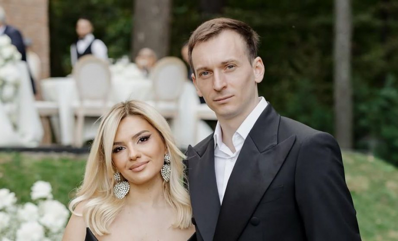 Denis Roabeș, solistul trupei The Motans, a anunțat nașterea celui de-al doilea copil