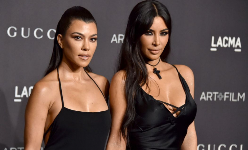 Una dintre surorile Kardashian, de nerecunoscut în viața de zi cu zi. Cum arată milionara atunci când nu intră pe mâna stiliștilor
