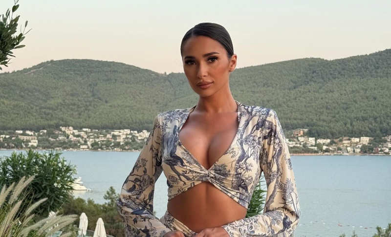 Iulia Deliu, în lacrimi, în direct la „O Seară Perfectă”. Iată cine a emoționat-o la maxim pe prezentatoarea Pro TV de ziua ei de naștere: „Nu pot să cred” - VIDEO