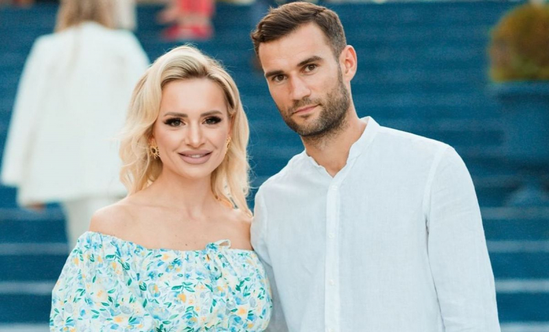 Anișoara Loghin și Radu Gînsari sărbătoresc nunta de lemn. Prezentatoarea Pro TV a postat prima fotografie comună alături de soțul ei - FOTO