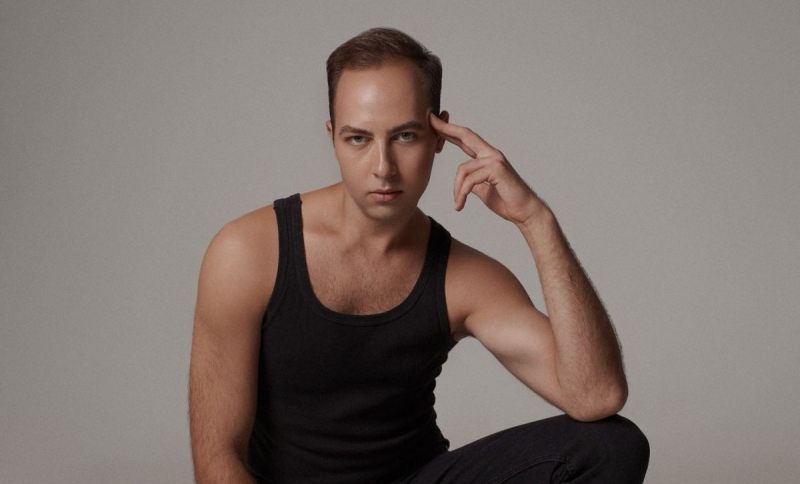 A dat totul din casă! Confesiunile lui Nathaniel Kovalsky după ce și-a asumat public orientarea sexuală: „Eu am fost și într-o relație timp de 8 ani și părinții ne iubeau pe ambii” - VIDEO