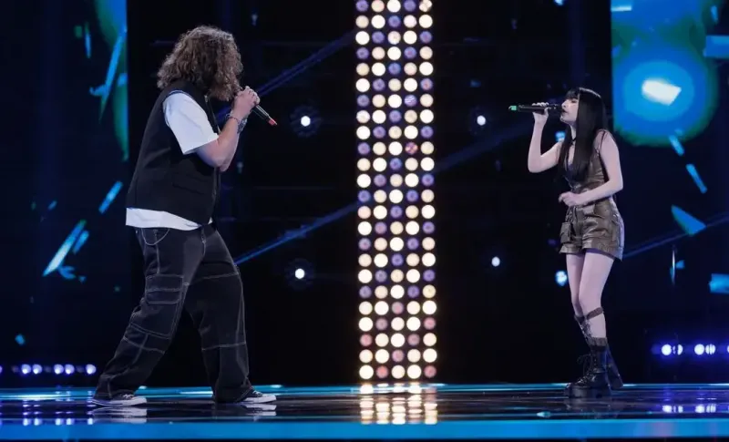 Confruntări Vocea României 2025. Rebeca Bosnea și Alexandru Muscalu au dat rock-ul la maxim și au făcut ca alegerea Irinei Rimes să fie una dificilă. Tudor Chirilă, dat pe spate de momentul concurenților: „Sunteți amândoi pregătiți pentru etapele care urmează” - VIDEO