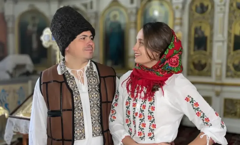 Au întors timpul înapoi și au cusut povești în fiecare ie! Ecaterina și Timofei Stratulat: „Am vrut să facem ceva bun pentru toată lumea, la un preț accesibil” - VIDEO