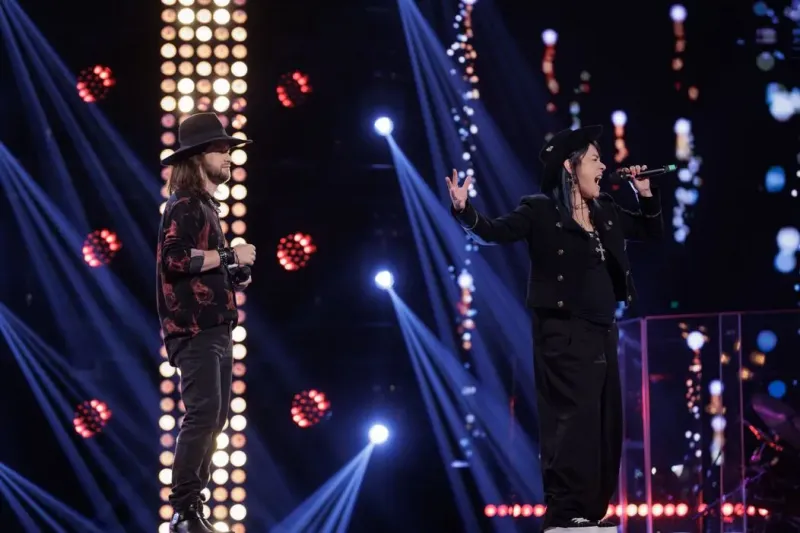 Artiom Topal și Ana Muntean, moment uluitor pe scenă la Vocea României! Cei doi s-au completat perfect, însă doar unul a mers mai departe alături de Tudor Chirilă. Cine l-a convins că merită să treacă în etapa următoare - VIDOE
