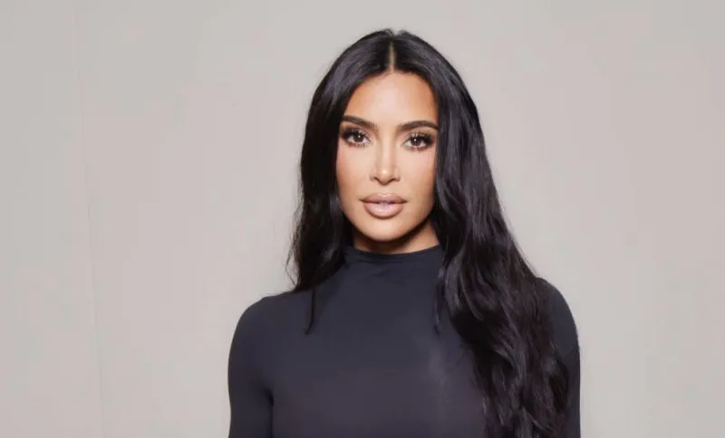 North West uimește la Paris. Stilul excentric al adolescentei de 13 ani, complet diferit de cel al mamei sale, Kim Kardashian - FOTO
