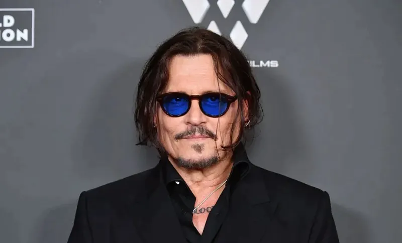 Johnny Depp, apariție surprinzătoare la Comic-Con. Cum s-a transformat pentru noul său film - VIDEO