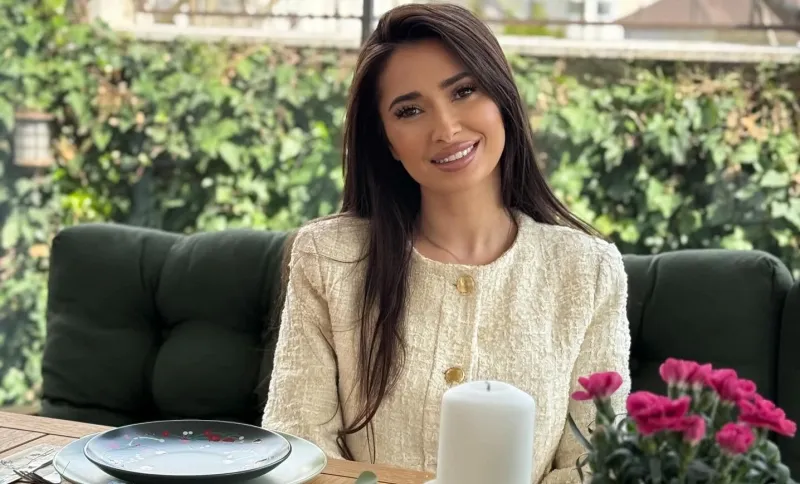 Trio de tartar din doradă, ton și somon cu Sauvignon Blanc 1827. Chef Victor Onoicu și Iulia Deliu continuă experiența gastronomică de la Château Purcari - VIDEO