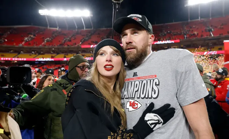 Moment neașteptat la nunta lui Taylor Swift și Travis Kelce. Un actor celebru ar fi adormit în timpul ceremoniei
