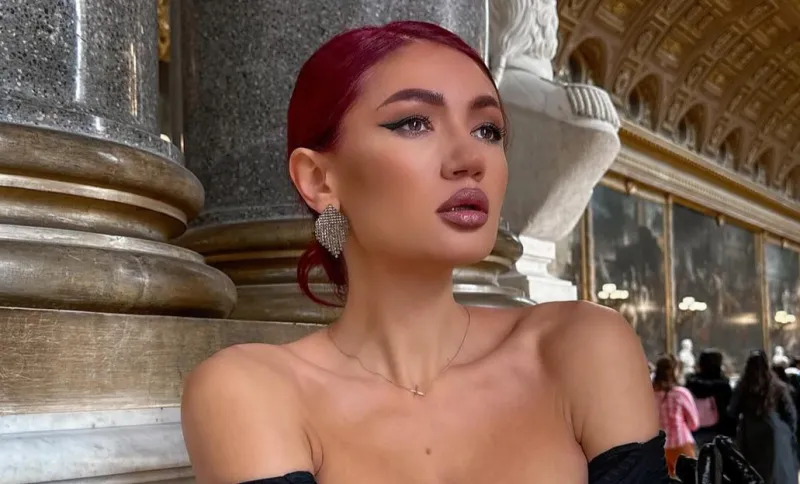 Cum faci ca rujul să reziste după ce mănânci: sfatul simplu al make-up artistei Liubov Ojog - VIDEO