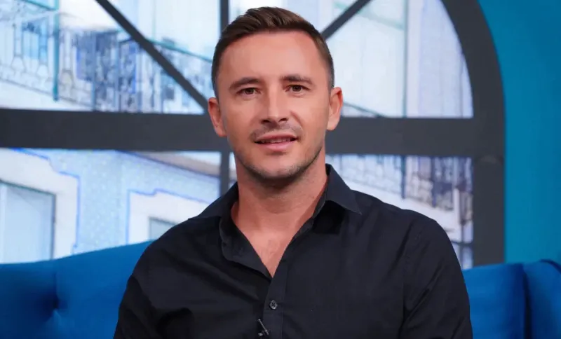 Incredibil cum arăta Emilian Crețu acum 15 ani. Actorul și-a uimit fanii cu transformarea sa spectaculoasă: „Par doi oameni diferiți” - FOTO