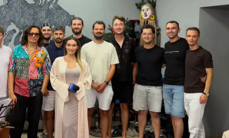 Lupii lui Calancea revin la Teatrul Verde pe 21 august. Cine sunt invitații speciali ai spectacolului - VIDEO