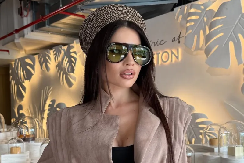 „E vis sau realitate?” Diana Rîmiș, surprinsă cu un Bentley de soțul ei - VIDEO