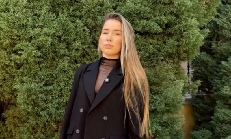 A revenit agitația din direct, iar reporterul Mădălina Visterniceanu este din nou pe teren. Ce le-a transmis noilor colegi din echipa „O Seară Perfectă” - VIDEO