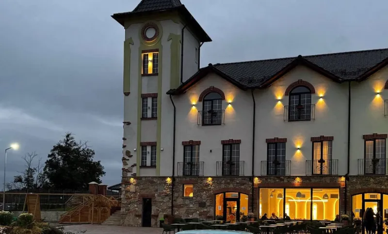 Kazak Club – locul unde relaxarea se întâlnește cu pasiunea pentru cai. Ce experiențe găsești la câțiva kilometri de Chișinău - VIDEO