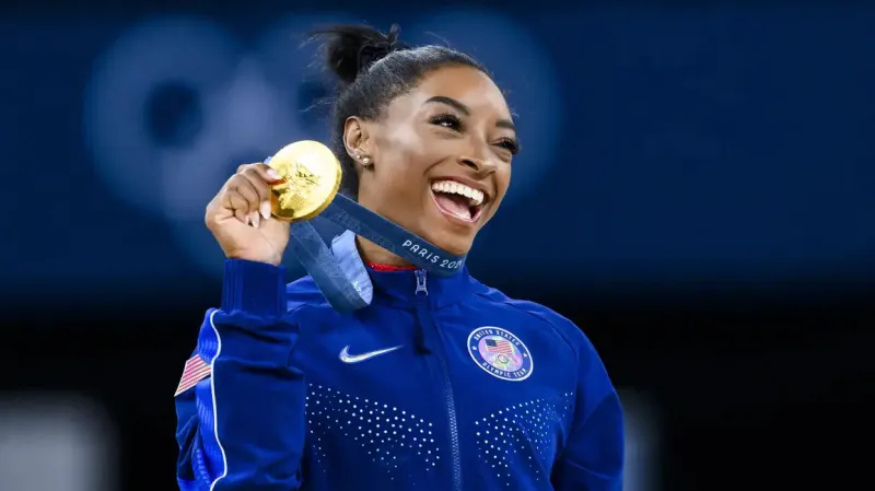 Gimnasta Simone Biles, victima unui jaf de 200 de mii de dolari. Trei bărbați mascați i-au spart locuința și i-au furat Porsche-ul