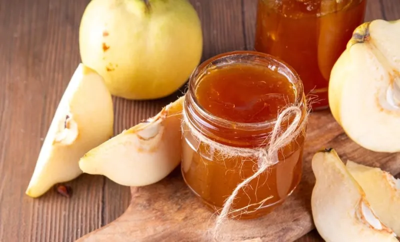 Ce să pui în dulceața de gutui pentru a nu fi amară. Zahărul nu este singurul ingredient important