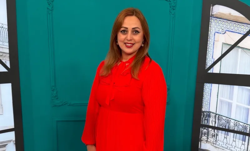 Nu visa să devină artistă, deși în copilărie admira la televizor interpreții. Cum a ajuns Oxana Stati să cânte muzică populară și să fie profesoară de canto - VIDEO