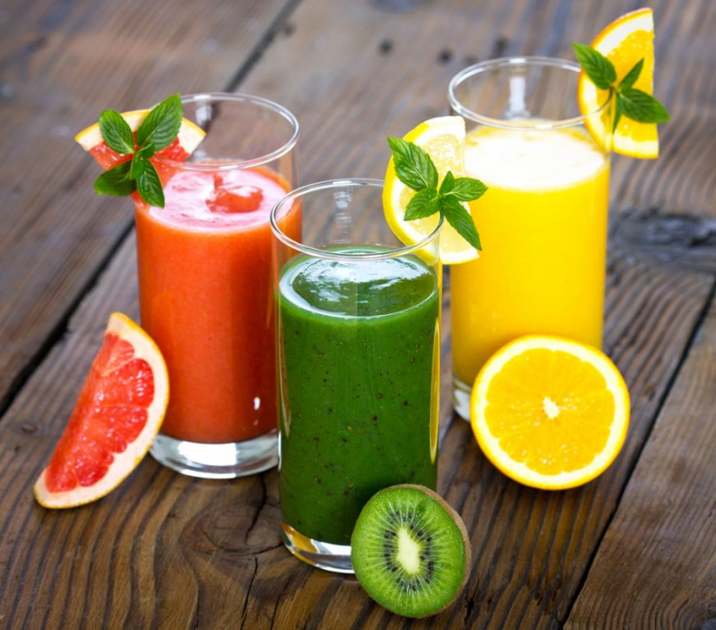 Sanatate la pahar! Nutritionista Maria-Victoria Racu vorbeste despre sucul fresh vs smoothie: dauna sau folos? FOTO