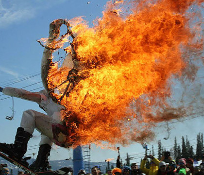 Si-a dat foc pentru a castiga o competitie si un premiu de 350 de dolari. Gestul extrem facut de un sportiv rus - VIDEO/FOTO