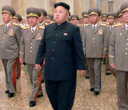 Coreea de Nord anunta ca e "gata de razboi" dupa ce SUA a mutat mai multe nave de lupta in apropierea peninsulei Coreene