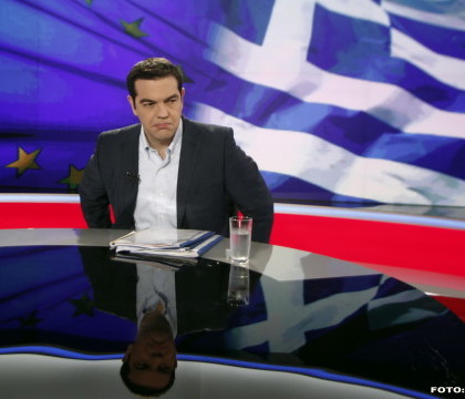 Grecia ameninta ca va actiona UE in justitie daca va fi data afara din Euro. Liderii europeni, acuzati de \'intimidare"