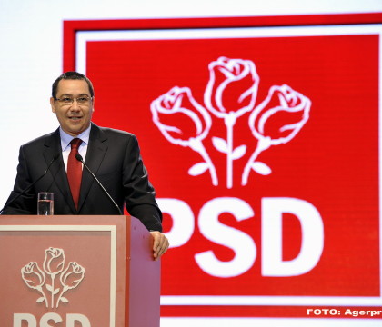 Social-democratii strang randurile in jurul premierului roman Victor Ponta, care s-a retras de la sefia partidului: "Nu a demisionat!"