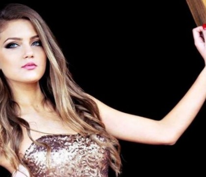 FOTO. Canta live in Parlamentul din Suedia. Cum i-a surprins Loreen pe deputatii sudezi